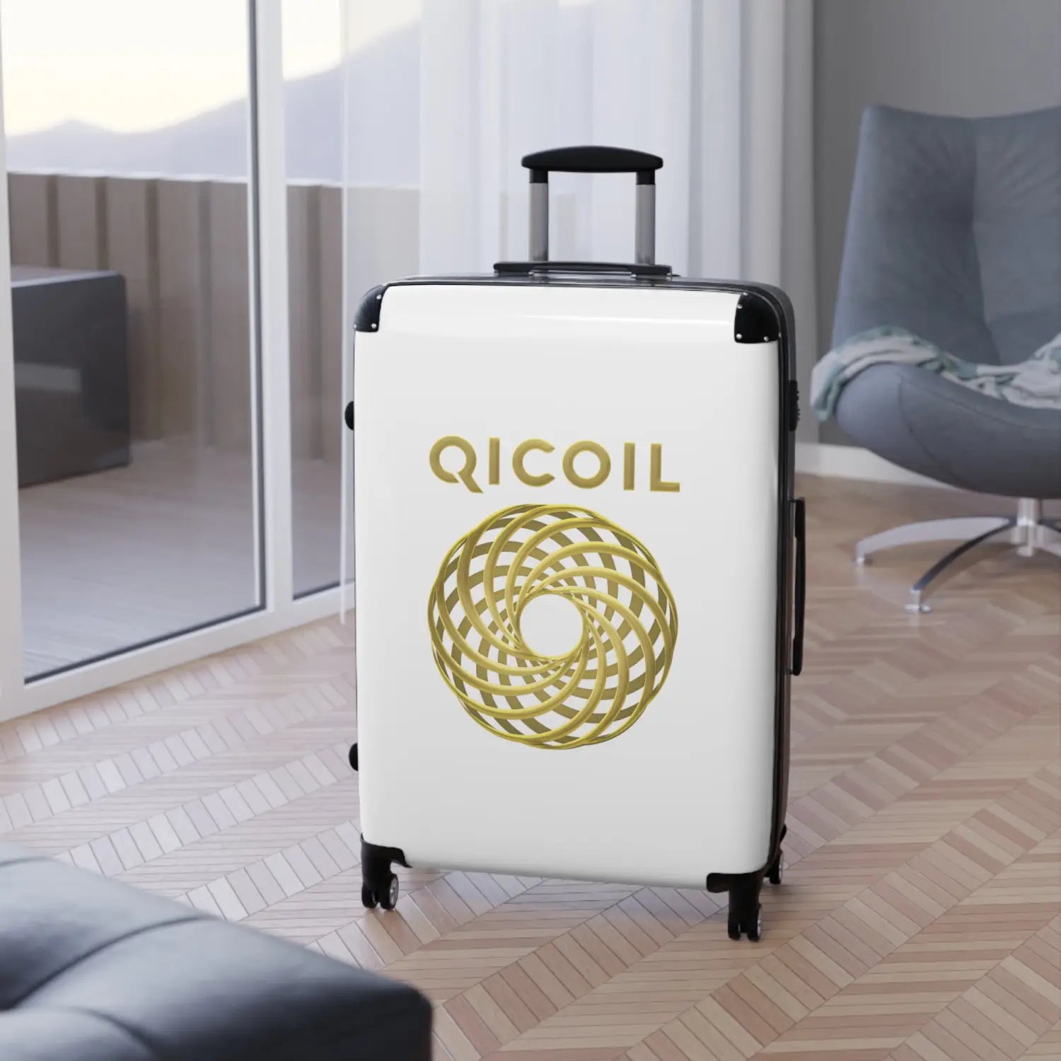 Qi Life Travelling Suitcase