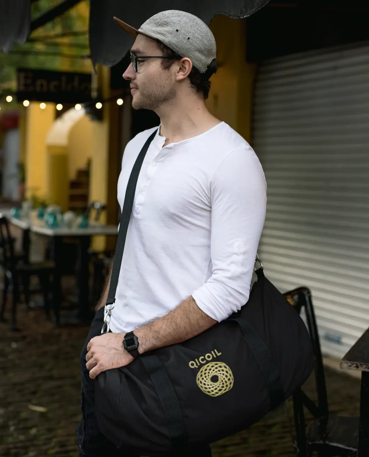 Qi Life Duffel Bag - Black